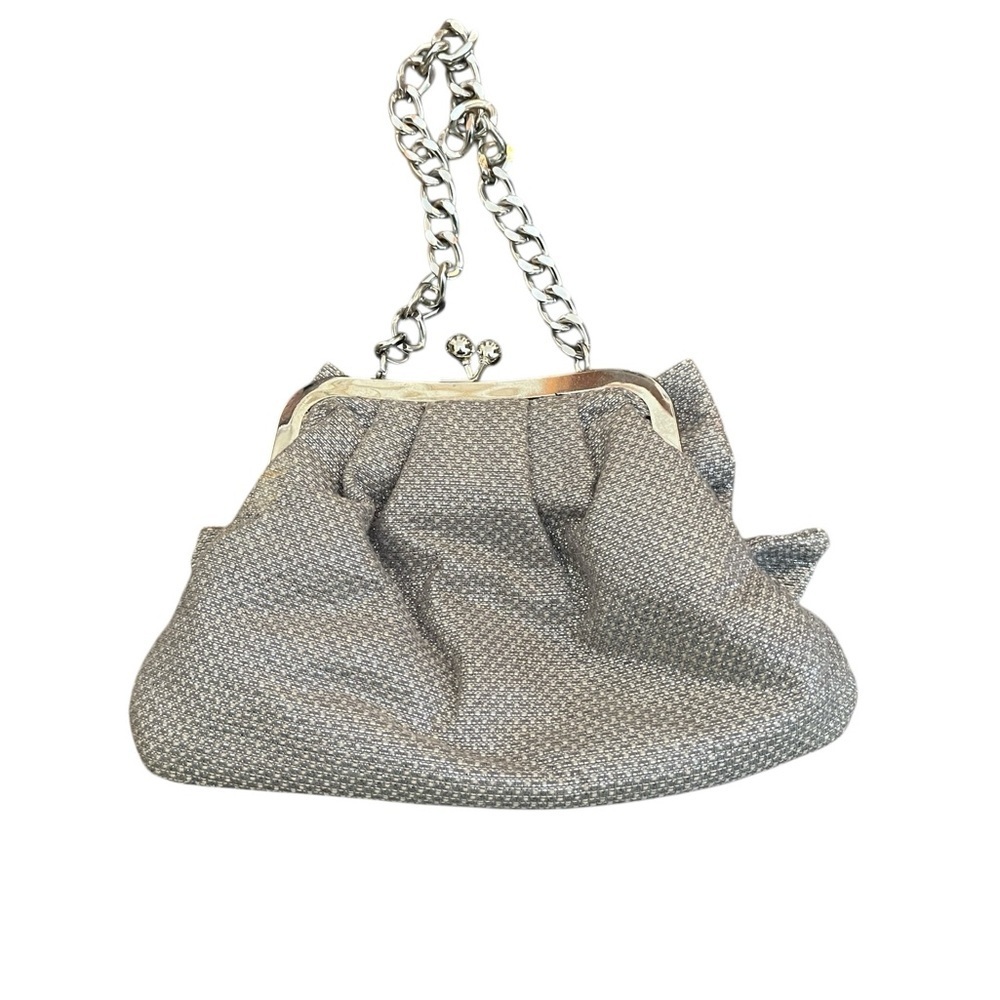 Ruum Small Gray Metallic Bow Clutch - Picture 2 of 5